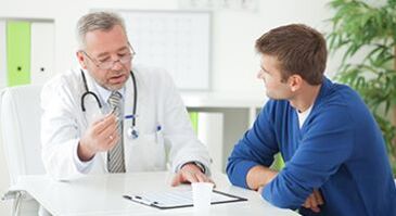 consulta del paciente con un especialista